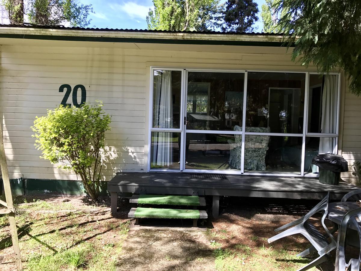 Golden Springs Motel, Holiday Park Rotorua Exterior foto